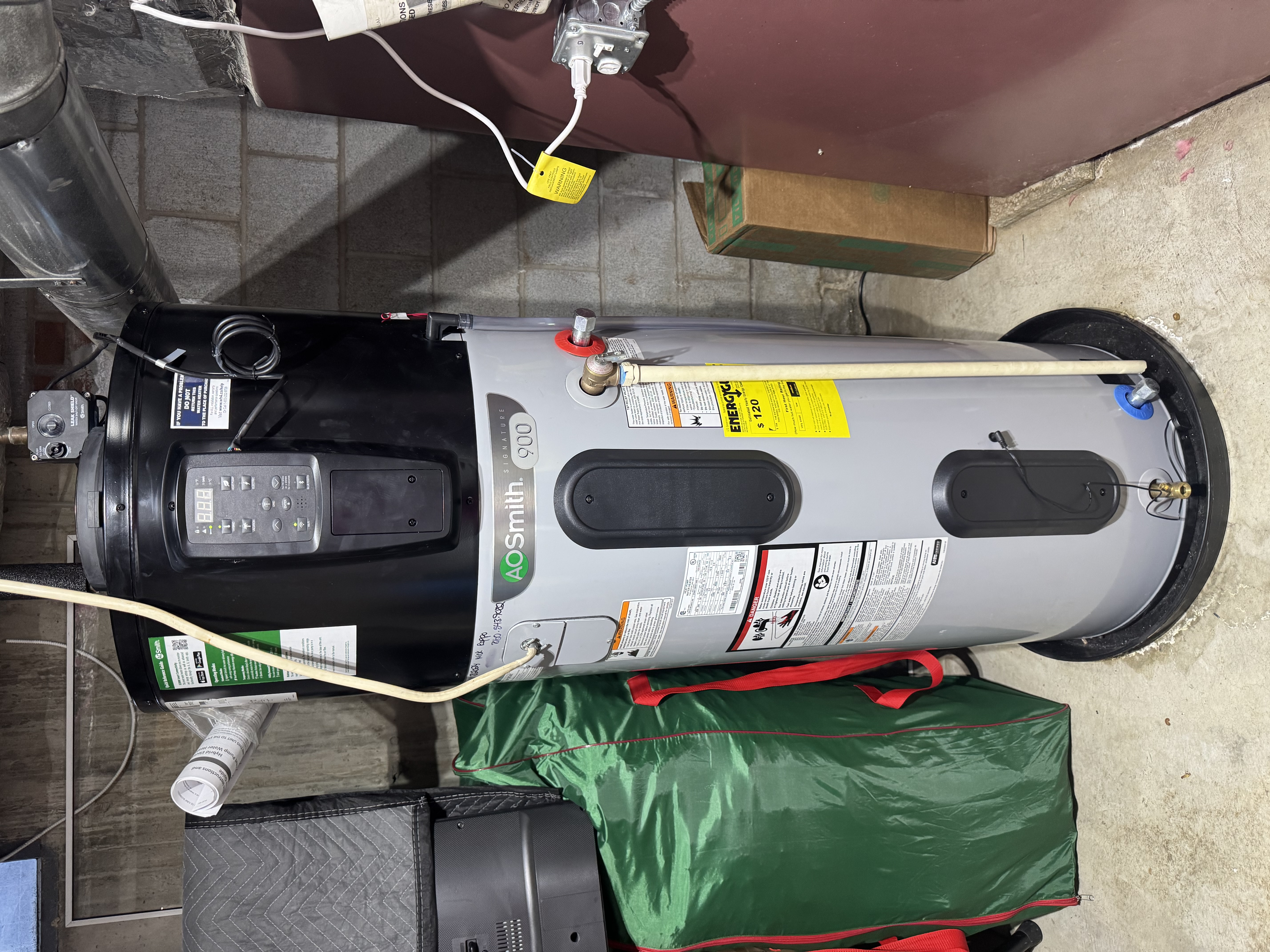 A.O. Smith Signature 900 heat pump water heater installed by Lowe's